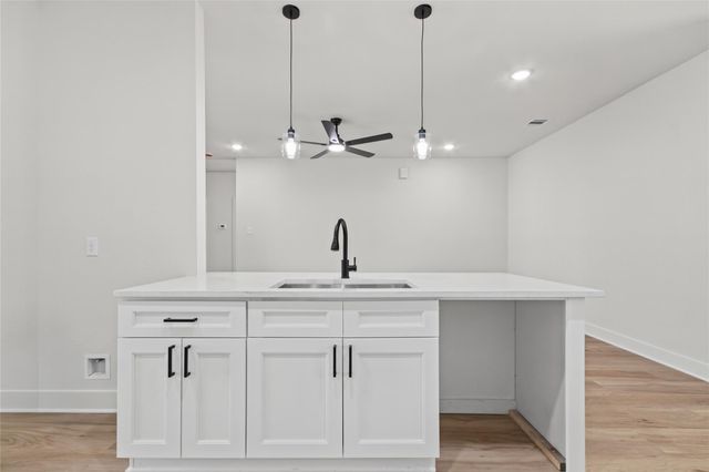 12025 21st Street, Santa Fe, TX 77510