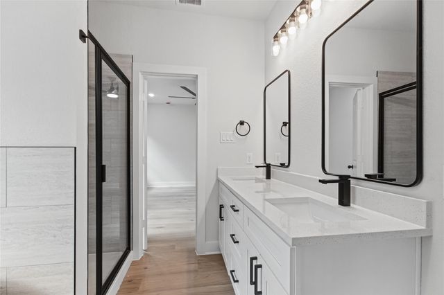 12025 21st Street, Santa Fe, TX 77510