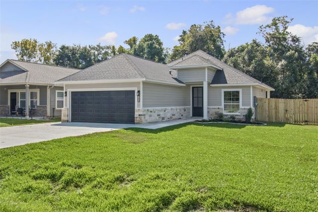 12025 21st Street, Santa Fe, TX 77510