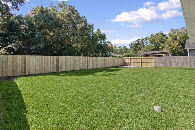 12025 21st Street, Santa Fe, TX 77510
