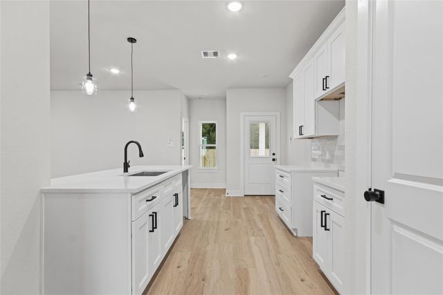 12025 21st Street, Santa Fe, TX 77510