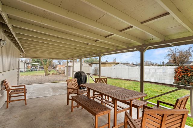 2009 Grandview Avenue, Medford, OR 97504