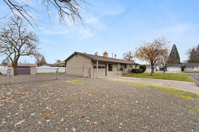 2009 Grandview Avenue, Medford, OR 97504