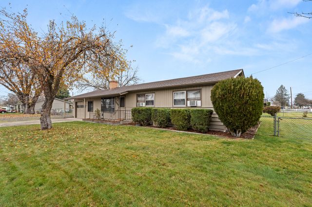 2009 Grandview Avenue, Medford, OR 97504