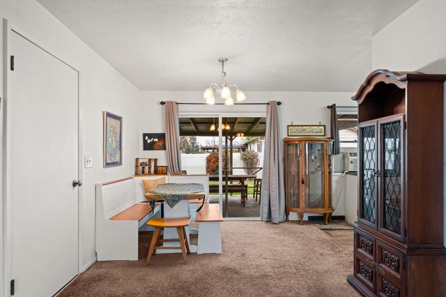 2009 Grandview Avenue, Medford, OR 97504