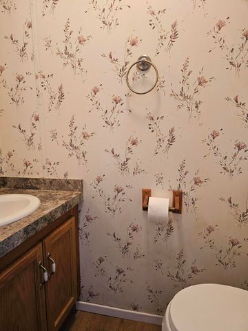 4 Manzano Street, Moriarty, NM 87035