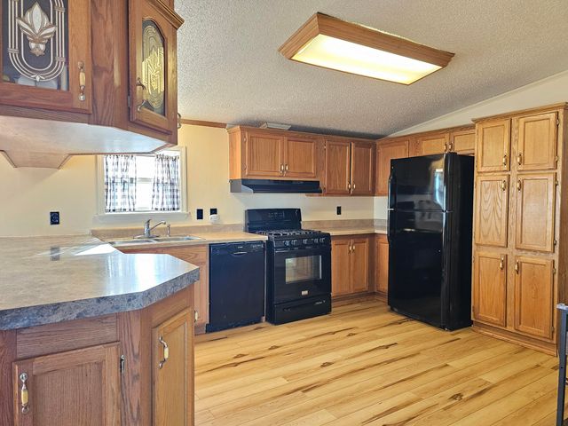 4 Manzano Street, Moriarty, NM 87035