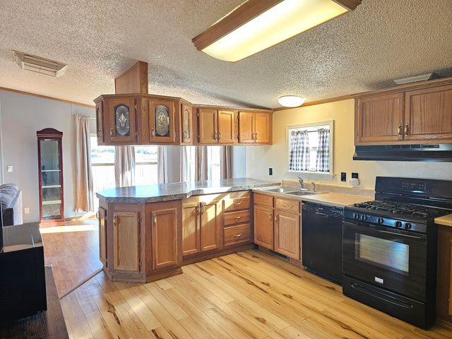 4 Manzano Street, Moriarty, NM 87035