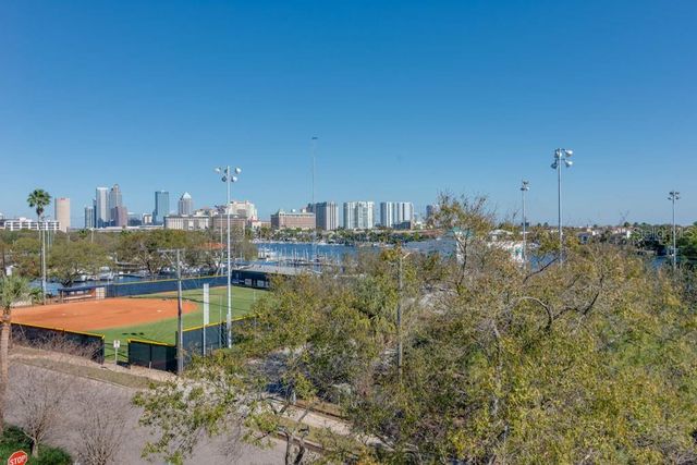 160 COLUMBIA DRIVE 507, Tampa, FL 33606