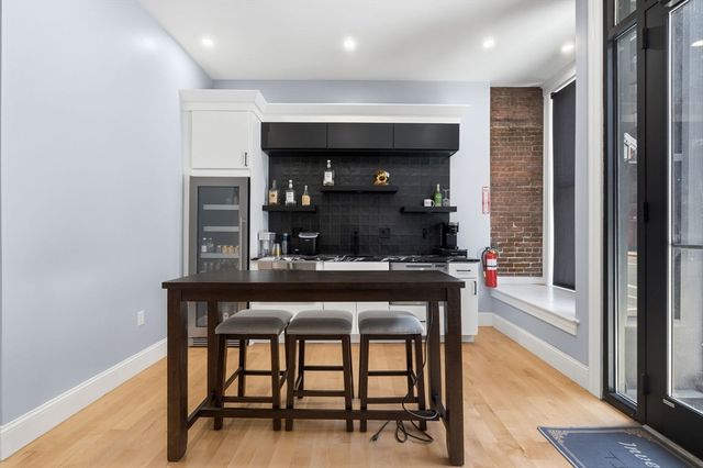 129 N Washington St 1, Boston, MA 02114