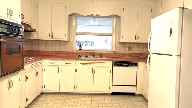 772 Hillsboro Road, Orangeburg, SC 29118