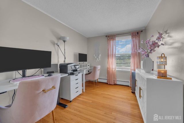 71 Pine Street, Spotswood, NJ 08884