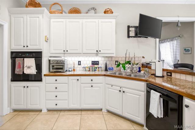 9700 Lochfield Drive, Pike Road, AL 36064