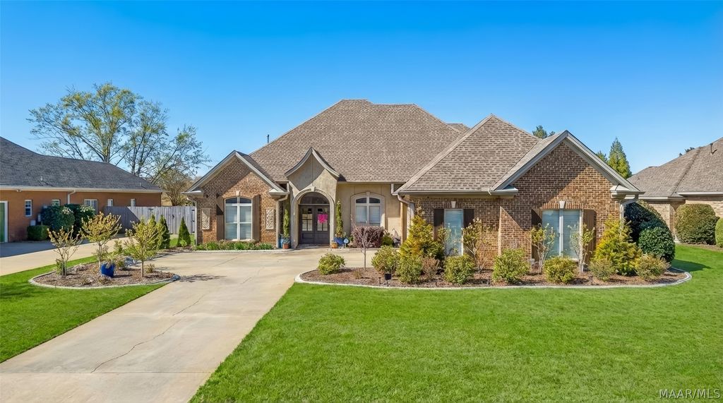 9700 Lochfield Drive, Pike Road, AL 36064