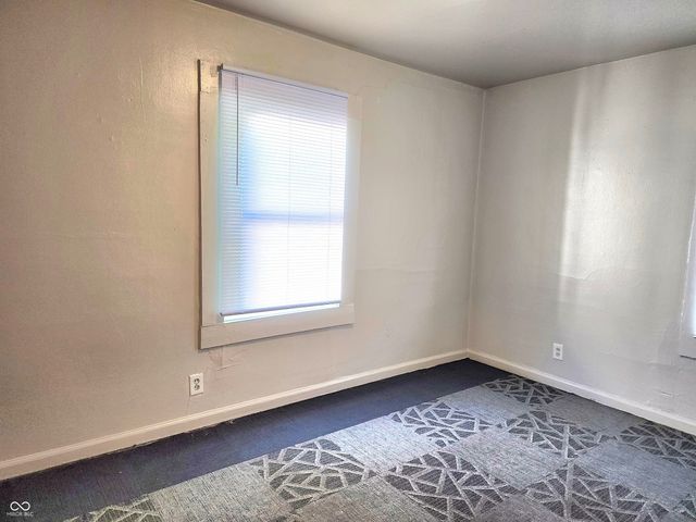 1424 E 30th Street, Anderson, IN 46016