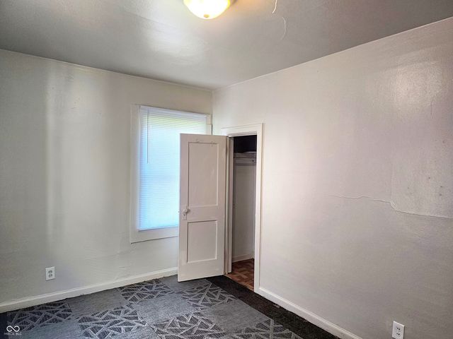 1424 E 30th Street, Anderson, IN 46016
