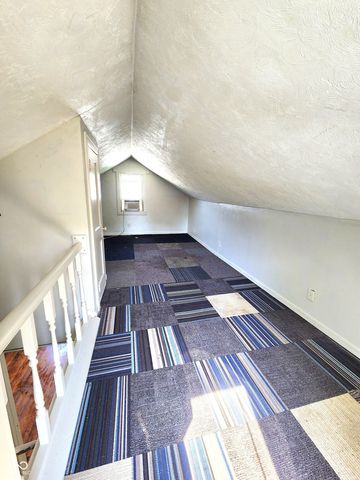 1424 E 30th Street, Anderson, IN 46016