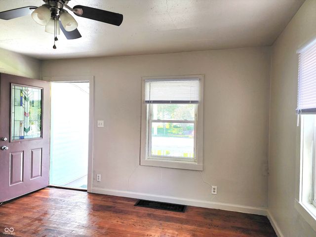 1424 E 30th Street, Anderson, IN 46016