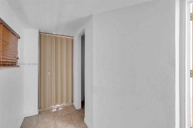 1763 NE 180th St, North Miami Beach, FL 33162