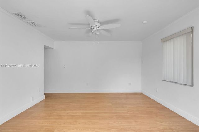 1763 NE 180th St, North Miami Beach, FL 33162