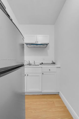 1763 NE 180th St, North Miami Beach, FL 33162