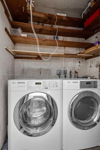 1763 NE 180th St, North Miami Beach, FL 33162