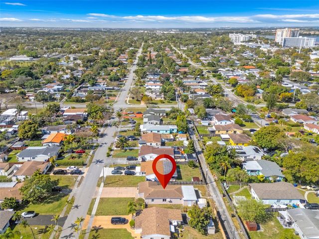 1763 NE 180th St, North Miami Beach, FL 33162