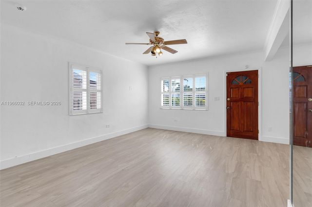 1763 NE 180th St, North Miami Beach, FL 33162