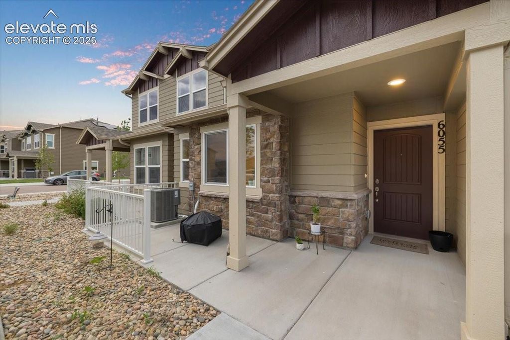6055 White Wolf Point, Colorado Springs, CO 80925 — photo 2