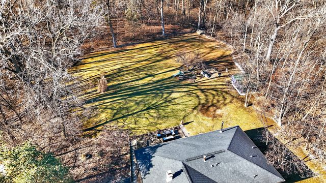 1320 E 40th Street, Des Moines, IA 50317