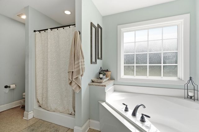 124 Old English Rd., Galivants Ferry, SC 29544