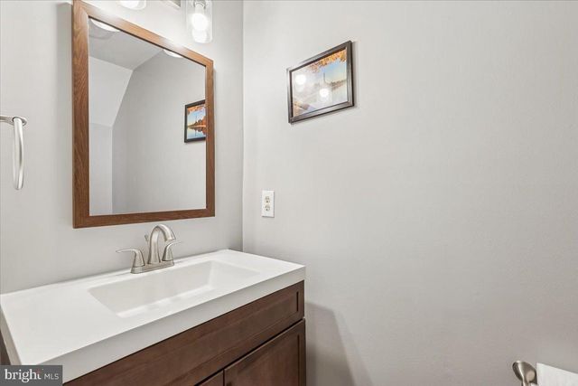 6047 KNIGHTS RIDGE WAY, Alexandria, VA 22310