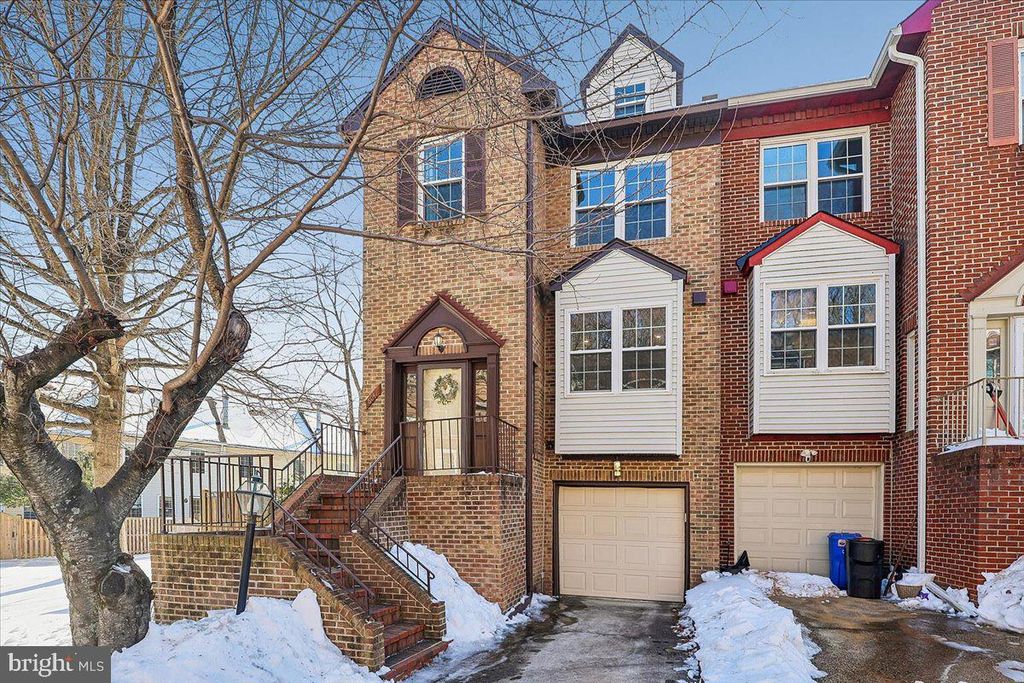 6047 KNIGHTS RIDGE WAY, Alexandria, VA 22310