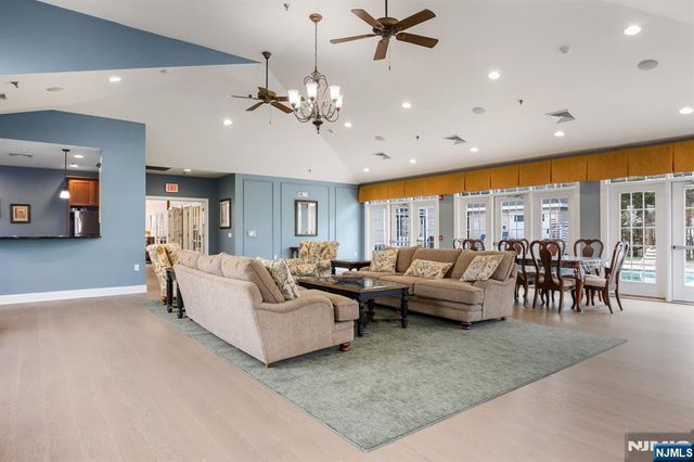 4142 Cory Lane, Elmwood Park, NJ 07407