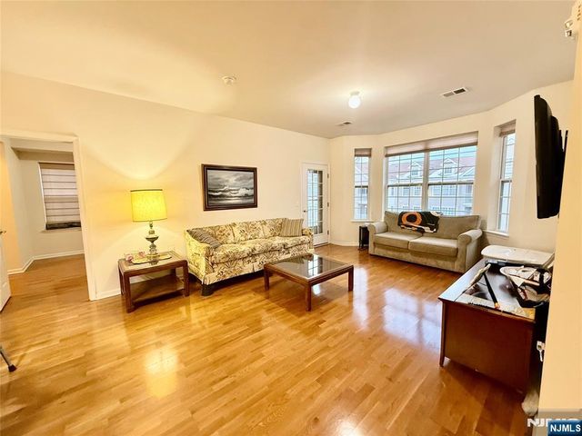 4142 Cory Lane, Elmwood Park, NJ 07407