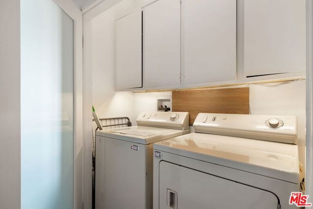 8455 Fountain Avenue 301, West Hollywood, CA 90069