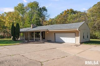 18378 WELLS FERRY Road, Bettendorf, IA 52722