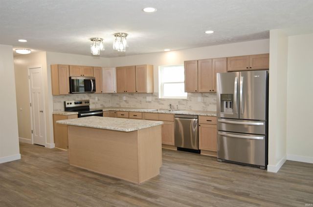 2136 Hall Street, Lafayette, IN 47904