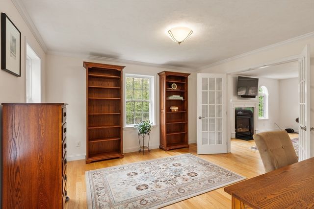 82 Lawrence Street, Pepperell, MA 01463