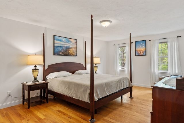 82 Lawrence Street, Pepperell, MA 01463