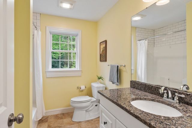 82 Lawrence Street, Pepperell, MA 01463