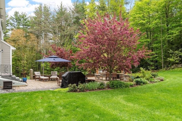 82 Lawrence Street, Pepperell, MA 01463