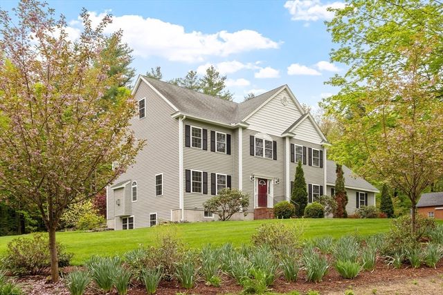 82 Lawrence Street, Pepperell, MA 01463