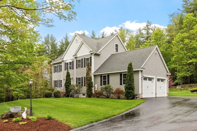 82 Lawrence Street, Pepperell, MA 01463