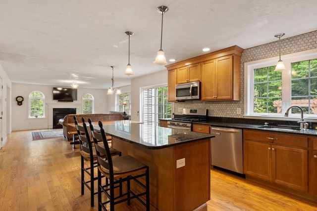 82 Lawrence Street, Pepperell, MA 01463