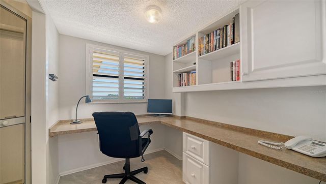 8779 MIDNIGHT PASS ROAD 502H, Sarasota, FL 34242