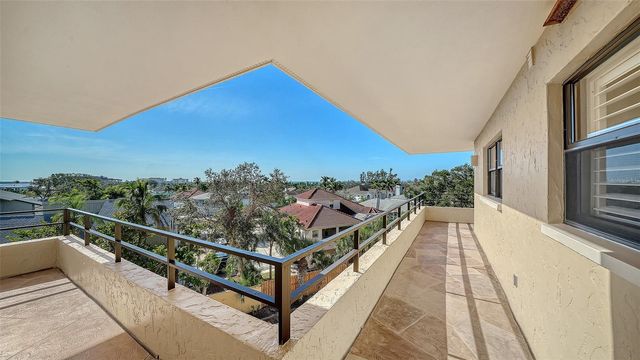 8779 MIDNIGHT PASS ROAD 502H, Sarasota, FL 34242