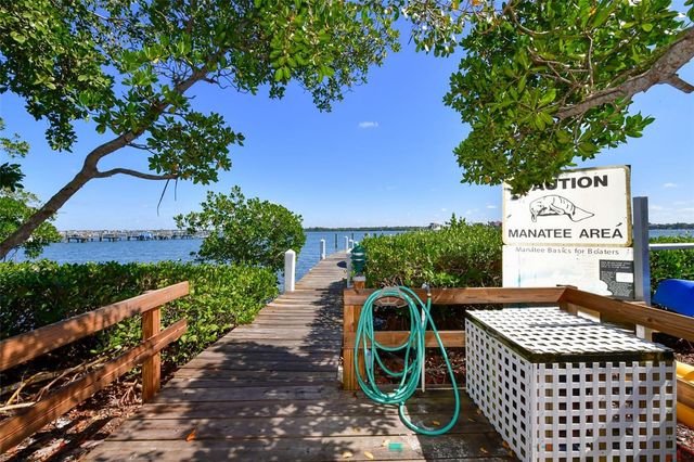 8779 MIDNIGHT PASS ROAD 502H, Sarasota, FL 34242