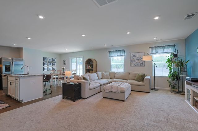 1019 Oak Meadow Dr., Conway, SC 29526