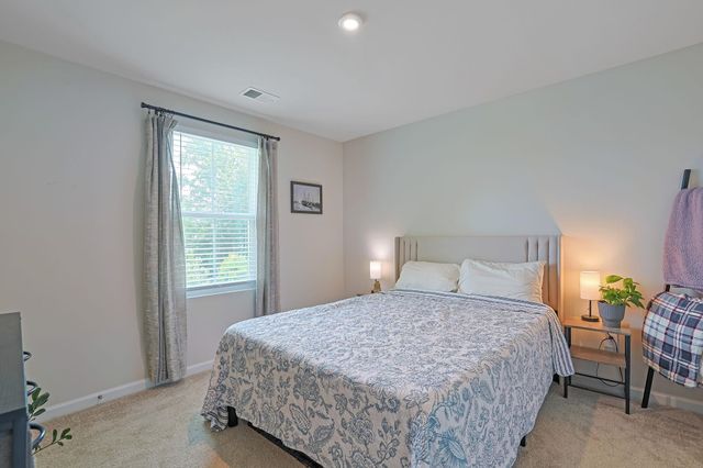 1019 Oak Meadow Dr., Conway, SC 29526